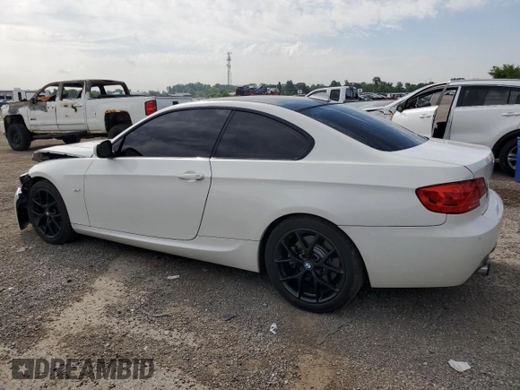 2011 BMW 3 Series 335i xDrive with VIN WBAKF9C5XBE620392, listed as a Copart auction lot 64293505 with 136,286 mi miles and Clean title. Bid and sale history available at DreamBid. Image 2.