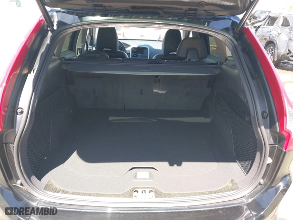 2016 Volvo XC60 T5 Drive-E Premier with VIN YV440MDK0G2857046, listed as a IAAI auction lot 41752649 with 36,896 mi miles. Bid and sale history available at carsss.com. Image 8.