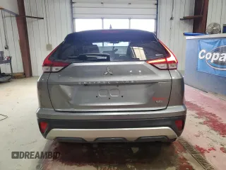 2022 Mitsubishi Eclipse Cross SE z VIN JA4ATWAA5NZ000384, wystawiony jako Copart lot #53619155 z przebiegiem 21 931 mil mil oraz Szkoda całkowita • Salvage title. Historia ofert i sprzedaży dostępna na DreamBid. Obrazek 6.
