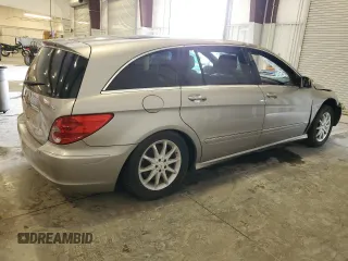 2007 Mercedes-Benz R 3.5L with VIN 4JGCB65E17A038187, listed as a Copart auction lot 70896134 with 9,338 mi miles and Salvage Title. Bid and sale history available at DreamBid. Image 3.