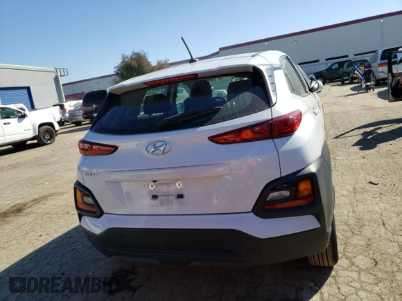 2020 Hyundai Kona SE with VIN KM8K12AA2LU479989, listed as a Copart auction lot 40082533 with 89,669 mi miles. Bid and sale history available at carsss.com. Image 6.