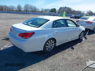 2011 Toyota Avalon with VIN 4T1BK3DB6BU371154, listed as a IAAI auction lot 41722144 with 204,575 mi miles and . Bid and sale history available at DreamBid. Image 4.