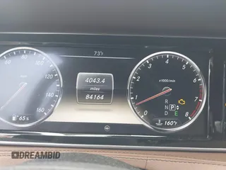 2014 Mercedes-Benz S-Class S 550 with VIN WDDUG8CB1EA049191, listed as a IAAI auction lot 41931276 with 84,164 mi miles. Bid and sale history available at carsss.com. Image 7.