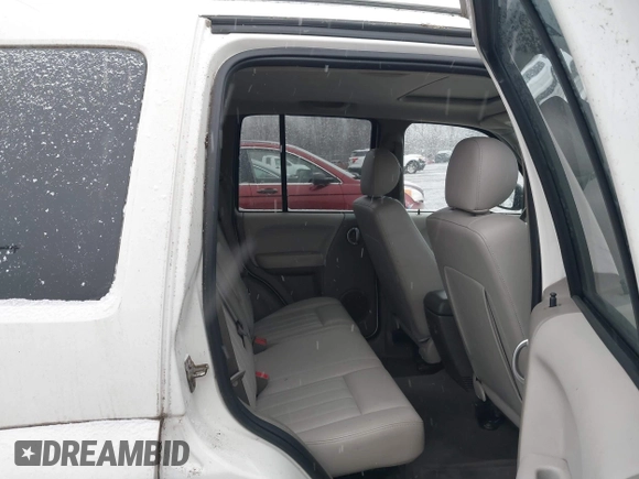 2006 Jeep Liberty Limited with VIN 1J4GL58K66W259083, listed as a IAAI auction lot 41267402 with 106,514 mi miles. Bid and sale history available at carsss.com. Image 8.
