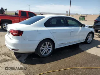 2017 Volkswagen Jetta SEL z VIN 3VWL17AJXHM282017, wystawiony jako Copart lot #52349335 z przebiegiem 107 933 mil mil oraz Szkoda całkowita • Salvage title. Historia ofert i sprzedaży dostępna na DreamBid. Obrazek 3.