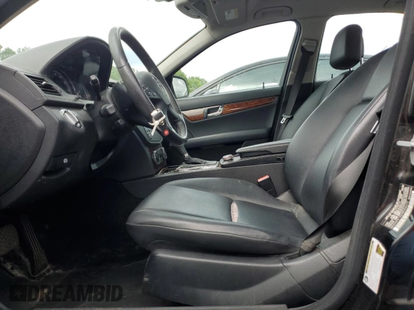 2009 Mercedes-Benz C 300 Sport с VIN WDDGF81X29R055670, выставлен на аукционе Copart как лот 63527735 с пробегом Не указан миль и Чистый • Clean title. История ставок и продаж доступна на DreamBid. Изображение 7.