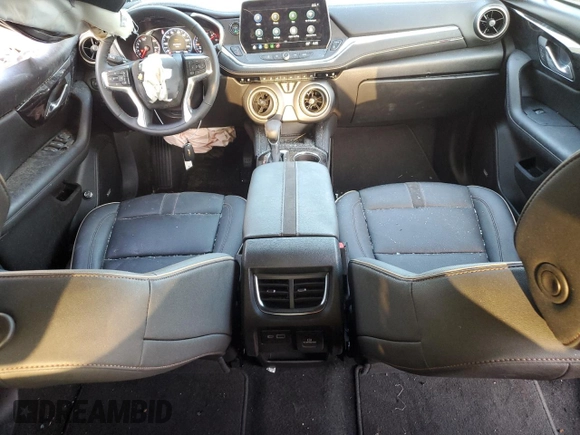 2024 Chevrolet Blazer Premier z VIN 3GNKBFR42RS177156, wystawiony jako Copart lot #79266734 z przebiegiem 13 783 mil mil oraz Szkoda całkowita • Salvage title. Historia ofert i sprzedaży dostępna na DreamBid. Obrazek 8.