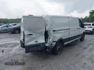 2018 Ford Transit z VIN 1FTYR2YMXJKB11642, wystawiony jako IAAI lot #42235879 z przebiegiem 149 561 mil mil oraz . Historia ofert i sprzedaży dostępna na DreamBid. Obrazek 4.