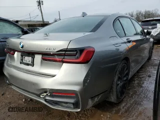 2022 BMW 7 Series 740i xDrive with VIN WBA7T4C09NCK31913, listed as a Copart auction lot 72407132 with 0 mi miles. Bid and sale history available at carsss.com. Image 3.