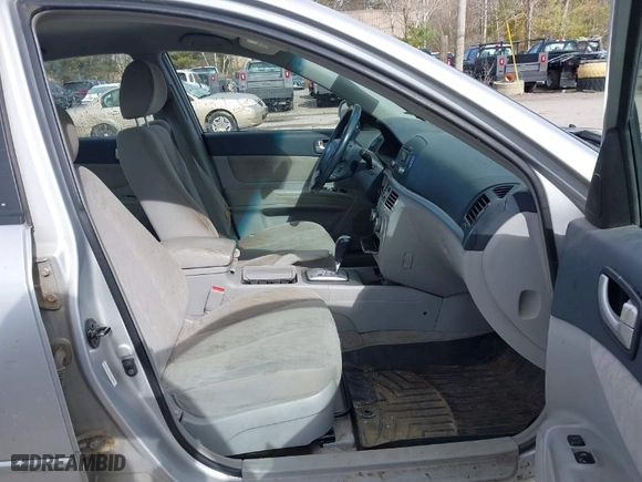 2007 Hyundai Sonata GLS with VIN 5NPET46C67H228846, listed as a IAAI auction lot 41981585 with 249,188 mi miles. Bid and sale history available at carsss.com. Image 5.