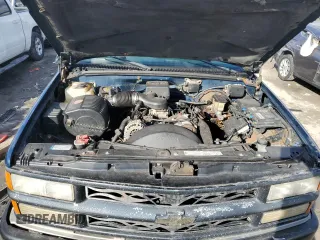 1998 Chevrolet Silverado 1500 with VIN 1GCEK14R3WZ215181, listed as a Copart auction lot 41839755 with 151,190 mi miles and Salvage Title. Bid and sale history available at DreamBid. Image 11.