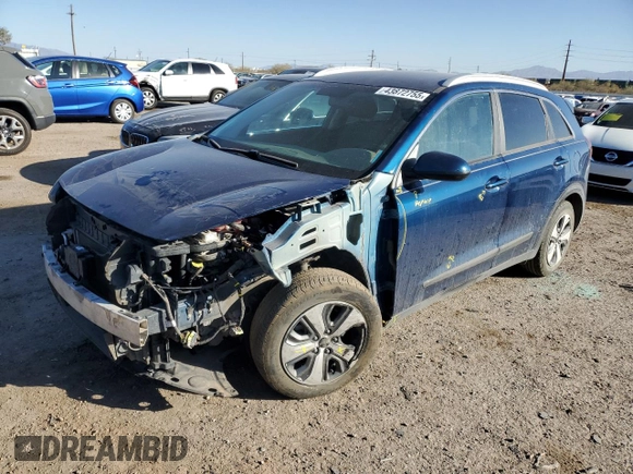 2022 Kia Niro LXS with VIN KNDCB3LC9N5537698, listed as a Copart auction lot 43872755 with 107,052 mi miles and Salvage Title. Bid and sale history available at carsss.com. Image 1.