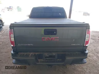 2017 GMC Canyon 4WD Denali z VIN 1GTG6EEN4H1237577, wystawiony jako IAAI lot #42261280 z przebiegiem Nie podano mil oraz . Historia ofert i sprzedaży dostępna na DreamBid. Obrazek 15.