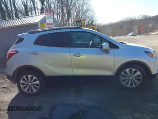 2018 Buick Encore Preferred with VIN KL4CJASB9JB615533, listed as a IAAI auction lot 41761853 with 32,710 mi miles. Bid and sale history available at carsss.com. Image 13.