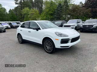 2019 Porsche Cayenne z VIN WP1AA2AY8KDA14157, wystawiony jako Copart lot #57858365 z przebiegiem 121 791 mil mil oraz Czysty tytuł • Clean title. Historia ofert i sprzedaży dostępna na DreamBid. Obrazek 2.