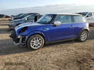 2021 MINI Hardtop Cooper with VIN WMWXR3C03M2N73872, listed as a Copart auction lot 45186265 with 37,484 mi miles and Salvage Title. Bid and sale history available at DreamBid. Image 1.
