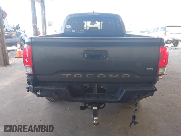 2017 Toyota Tacoma SR5 with VIN 3TMDZ5BN9HM022388, listed as a IAAI auction lot 42066091 with 73,346 mi miles. Bid and sale history available at carsss.com. Image 17.