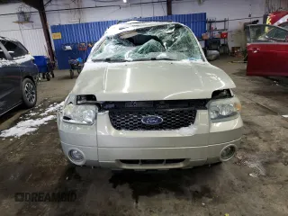 2005 Ford Escape Limited with VIN 1FMCU94155KD76368, listed as a Copart auction lot 45924365 with 191,285 mi miles and Clean title. Bid and sale history available at DreamBid. Image 5.