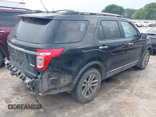 2013 Ford Explorer XLT z VIN 1FM5K7D90DGA55381, wystawiony jako IAAI lot #42194078 z przebiegiem 200 714 mil mil oraz . Historia ofert i sprzedaży dostępna na DreamBid. Obrazek 4.
