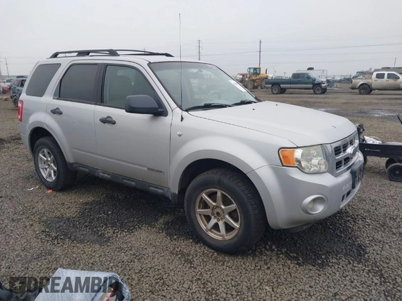 2008 Ford Escape XLT z VIN 1FMCU93108KB75838, wystawiony jako IAAI lot #41040911 z przebiegiem 205 049 mil mil oraz . Historia ofert i sprzedaży dostępna na DreamBid. Obrazek 1.