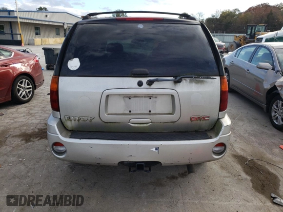 2005 GMC Envoy SLT with VIN 1GKDS13S752319457, listed as a Copart auction lot 74073633 with 181,969 mi miles and Clean Title. Bid and sale history available at carsss.com. Image 6.