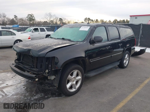 2008 Chevrolet Suburban LTZ z VIN 1GNFC16048J195872, wystawiony jako IAAI lot #41389825 z przebiegiem 207 421 mil mil oraz . Historia ofert i sprzedaży dostępna na DreamBid. Obrazek 18.