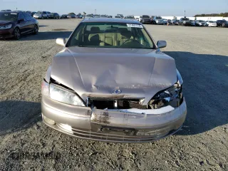 1998 Lexus ES 300 Luxury Sport Sdn with VIN JT8BF28G6W5019411, listed as a Copart auction lot 77497114 with 167,288 mi miles and Salvage Title. Bid and sale history available at carsss.com. Image 5.