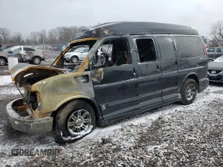2014 GMC Savana Cargo Van Upfitter with VIN 1GDS8DC41E1157444, listed as a Copart auction lot 45412915 with 0 mi miles and Salvage Title. Bid and sale history available at carsss.com. Image 1.