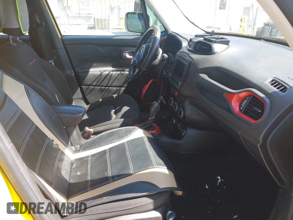 2015 Jeep Renegade Trailhawk with VIN ZACCJBCT0FPB69420, listed as a IAAI auction lot 41982518 with 133,375 mi miles and . Bid and sale history available at DreamBid. Image 5.