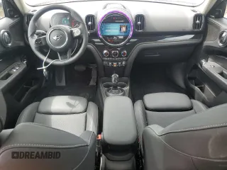 2024 MINI Countryman Cooper S with VIN WMZ53BR06R3S21724, listed as a Copart auction lot 72474044 with 3,724 mi miles and Salvage Title. Bid and sale history available at carsss.com. Image 8.