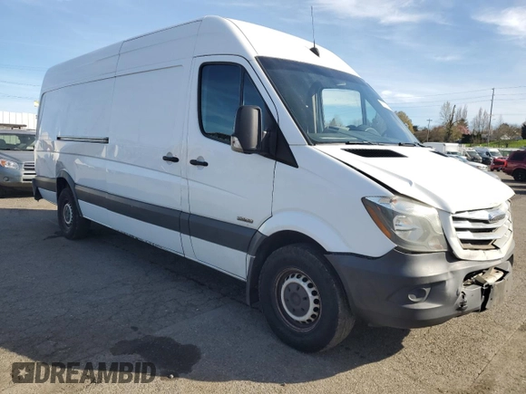 2016 Freightliner Sprinter with VIN WDYPE8DD0GP237024, listed as a Copart auction lot 50743695 with 343,473 mi miles and Salvage Title. Bid and sale history available at DreamBid. Image 4.