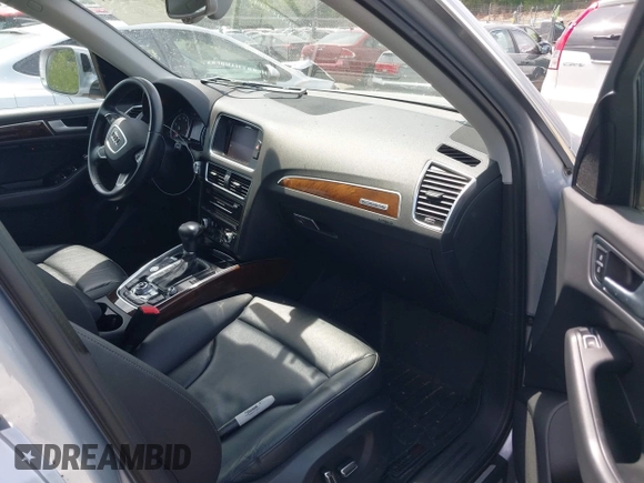 2015 Audi Q5 Premium Plus z VIN WA1LFAFP3FA069364, wystawiony jako IAAI lot #42364101 z przebiegiem 93 936 mil mil oraz . Historia ofert i sprzedaży dostępna na DreamBid. Obrazek 5.