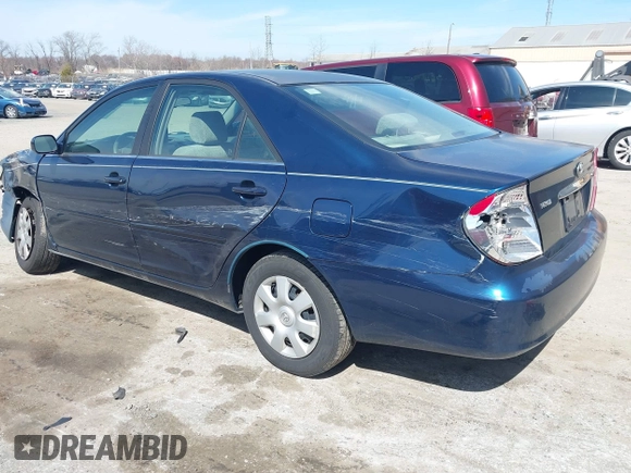 2002 Toyota Camry LE z VIN JTDBE32KX20111362, wystawiony jako IAAI lot #41820475 z przebiegiem 270 091 mil mil oraz . Historia ofert i sprzedaży dostępna na DreamBid. Obrazek 3.