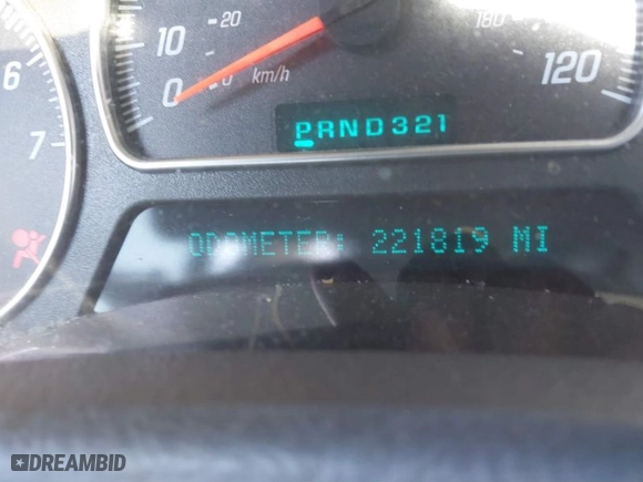 2005 GMC Envoy XUV SLE with VIN 1GKET12S356185669, listed as a IAAI auction lot 40794181 with 221,819 mi miles. Bid and sale history available at carsss.com. Image 7.