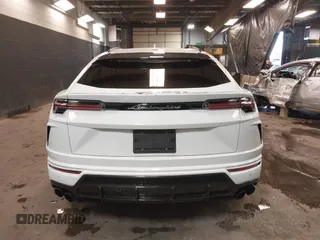 2019 Lamborghini Urus z VIN ZPBUA1ZL1KLA04859, wystawiony jako IAAI lot #41455275 z przebiegiem 13 380 mil mil oraz . Historia ofert i sprzedaży dostępna na DreamBid. Obrazek 16.