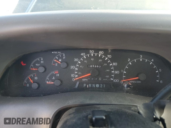 1999 Ford F-250 XL с VIN 1FTNW20S1XEC59482, выставлен на аукционе Copart как лот 82461864 с пробегом 185 962 миль миль и Чистый • Clean title. История ставок и продаж доступна на DreamBid. Изображение 9.