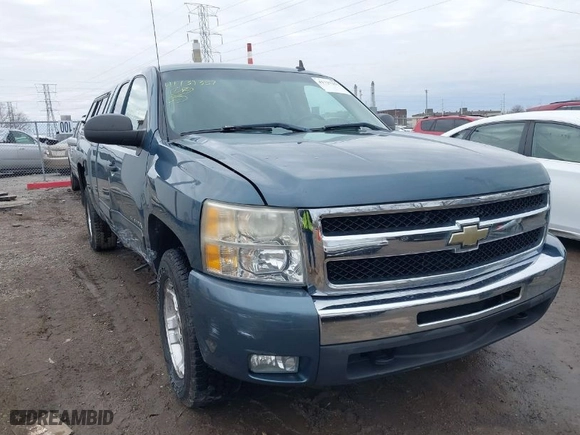 2010 Chevrolet Silverado 1500 LT with VIN 1GCSKSE37AZ193956, listed as a IAAI auction lot 41737357 with 127,762 mi miles. Bid and sale history available at carsss.com. Image 1.