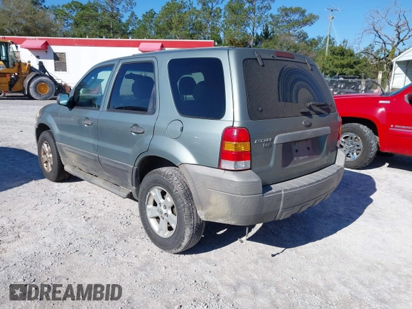 2007 Ford Escape XLT with VIN 1FMYU03Z07KA20616, listed as a IAAI auction lot 41567658 with 142,907 mi miles. Bid and sale history available at carsss.com. Image 3.