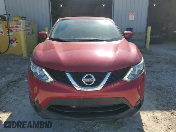 2017 Nissan Rogue SV z VIN JN1BJ1CP0HW033807, wystawiony jako Copart lot #53714385 z przebiegiem 100 421 mil mil oraz Szkoda całkowita • Salvage title. Historia ofert i sprzedaży dostępna na DreamBid. Obrazek 5.