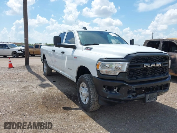 2022 Ram 2500 Tradesman with VIN 3C6UR5HJ4NG345415, listed as a IAAI auction lot 42565756 with 131,495 mi miles and . Bid and sale history available at DreamBid. Image 1.