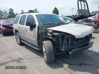 2010 Chevrolet Tahoe LT z VIN 1GNUCBE09AR216446, wystawiony jako IAAI lot #42002298 z przebiegiem 278 738 mil mil oraz . Historia ofert i sprzedaży dostępna na DreamBid. Obrazek 1.