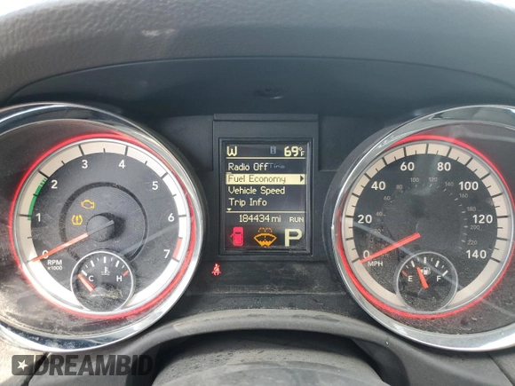 2013 Dodge Durango SXT with VIN 1C4RDJAG0DC617965, listed as a Copart auction lot 53346025 with 184,434 mi miles and Clean Title. Bid and sale history available at DreamBid. Image 9.
