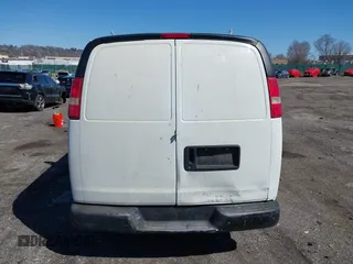 2006 Chevrolet Express Cargo with VIN 1GCFG15XX61261303, listed as a IAAI auction lot 41853813 with 174,363 mi miles and . Bid and sale history available at DreamBid. Image 16.