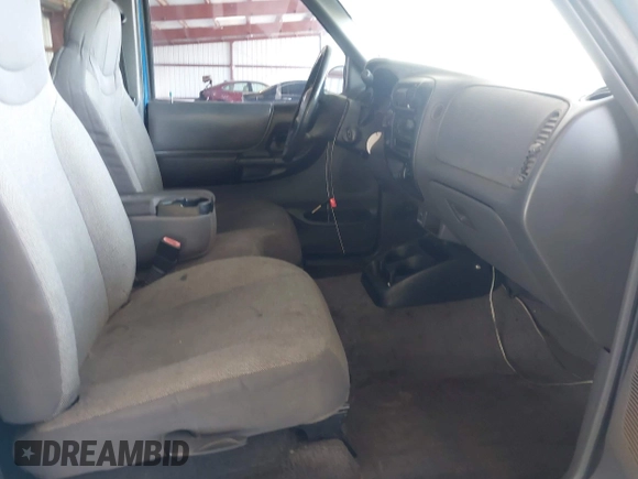 2001 Ford Ranger XL Fleet with VIN 1FTZR15E81PB39504, listed as a IAAI auction lot 42630844 with 250,314 mi miles and . Bid and sale history available at DreamBid. Image 5.