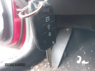 2016 Kia Forte LX z VIN KNAFK4A61G5526226, wystawiony jako IAAI lot #42345828 z przebiegiem 179 076 mil mil oraz . Historia ofert i sprzedaży dostępna na DreamBid. Obrazek 6.