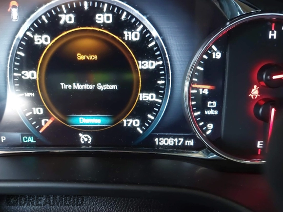 2019 GMC Acadia Denali with VIN 1GKKNPLS4KZ185995, listed as a IAAI auction lot 42110820 with 130,617 mi miles and . Bid and sale history available at carsss.com. Image 7.