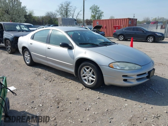 2004 Dodge Intrepid SE with VIN 2B3HD46R34H647886, listed as a IAAI auction lot 42113905 with 169,825 mi miles. Bid and sale history available at carsss.com. Image 1.