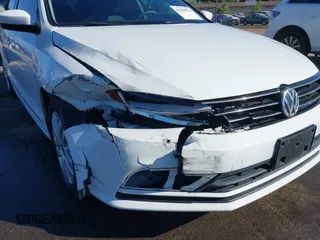 2017 Volkswagen Jetta S с VIN 3VW2B7AJXHM376861, выставлен на аукционе IAAI как лот 42250522 с пробегом 113 466 миль миль и . История ставок и продаж доступна на DreamBid. Изображение 6.