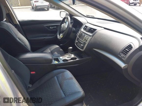 2017 Nissan Altima S z VIN 1N4AL3AP4HC288839, wystawiony jako IAAI lot #42162440 z przebiegiem 222 000 mil mil oraz . Historia ofert i sprzedaży dostępna na DreamBid. Obrazek 5.