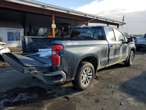2020 Chevrolet Silverado 1500 LT with VIN 1GCRYDED4LZ264728, listed as a Copart auction lot 47539865 with 152,936 mi miles and Salvage Title. Bid and sale history available at carsss.com. Image 3.
